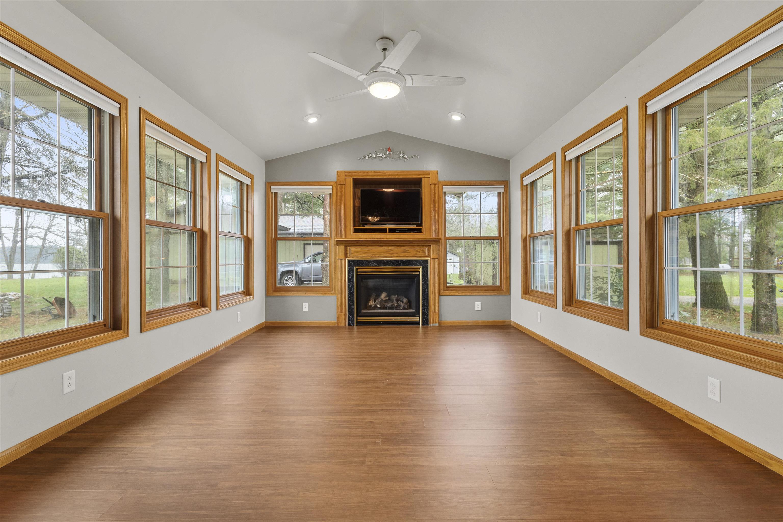 204875 Lake Drive Rosholt, WI 54473 - Photo 16 of 87