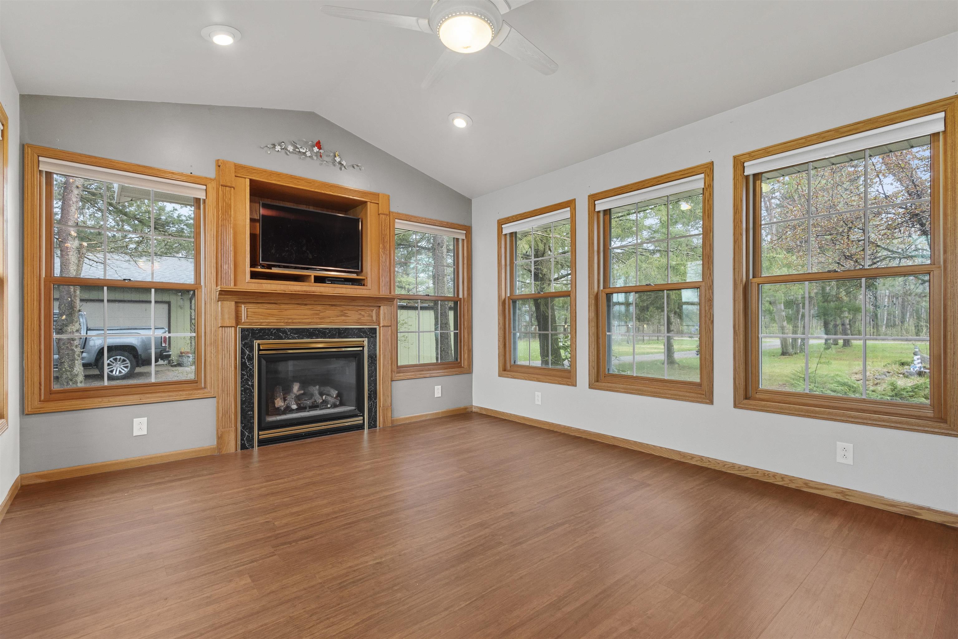 204875 Lake Drive Rosholt, WI 54473 - Photo 17 of 87