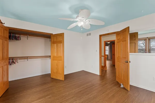 $625,000 | 204875 Lake Drive, Rosholt, WI 54473
