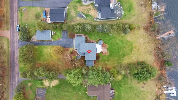 $625,000 | 204875 Lake Drive, Rosholt, WI 54473