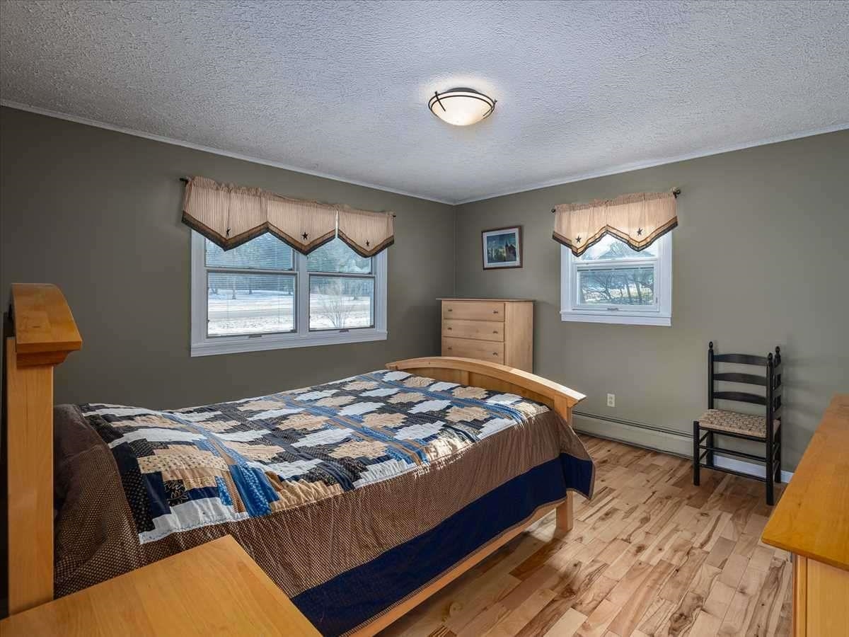 301 Quaker Village Road Weybridge, VT 05753 - Photo 8 of 20