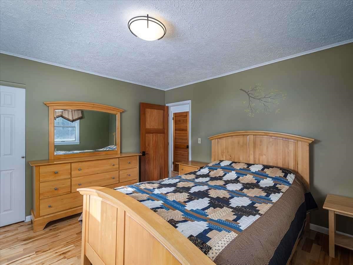 301 Quaker Village Road Weybridge, VT 05753 - Photo 9 of 20