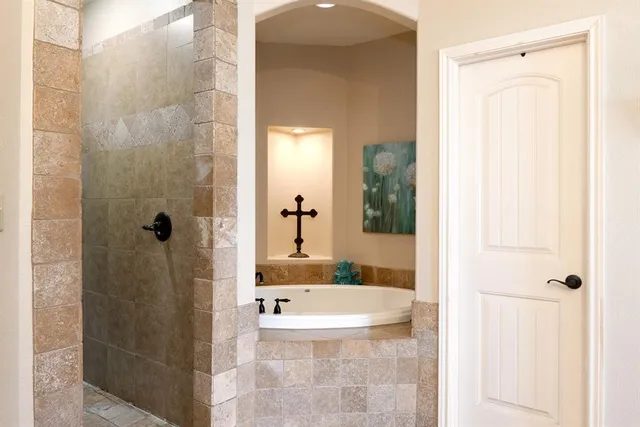 $349,900 | 508 Moonlight Trail, Stephenville, TX 76401