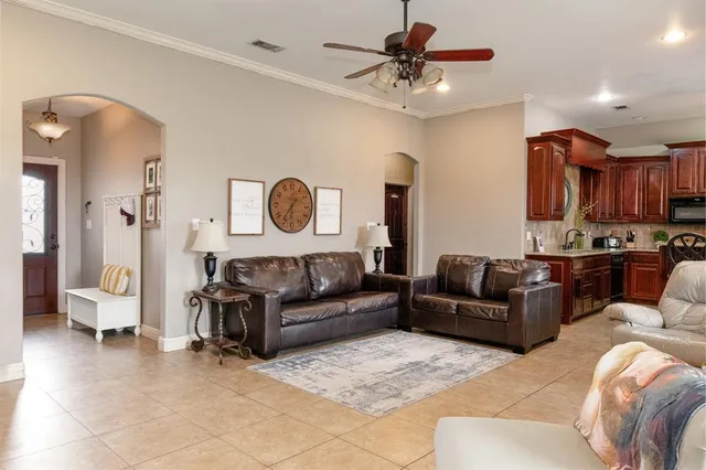 $349,900 | 508 Moonlight Trail, Stephenville, TX 76401