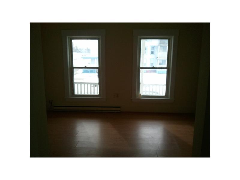 86 Spring Street Lewiston, ME 04240 - Photo 5 of 10 Living Room.