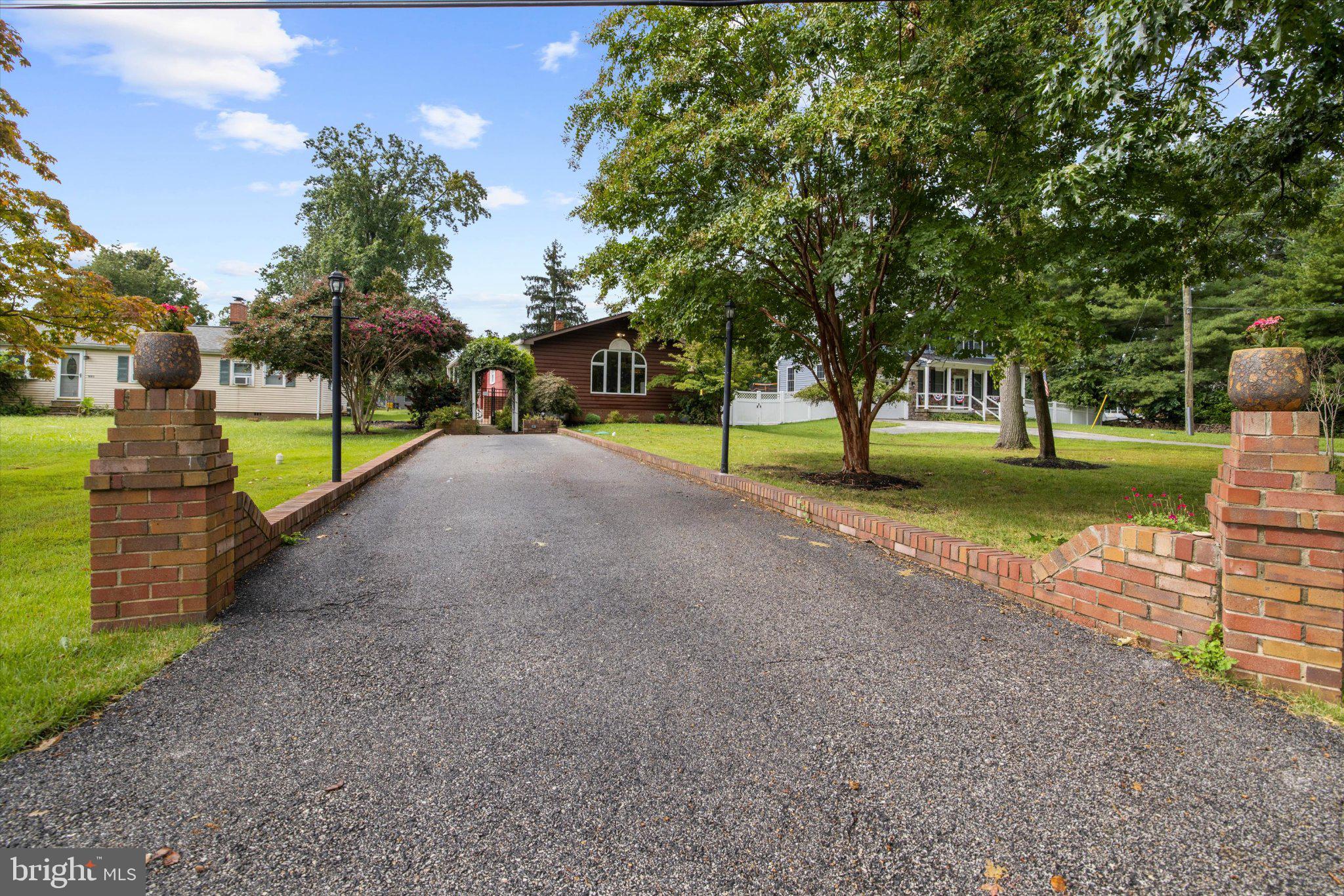 1689 Twickenham Road Pasadena, MD 21122 - Photo 2 of 57 Gallery Image 2