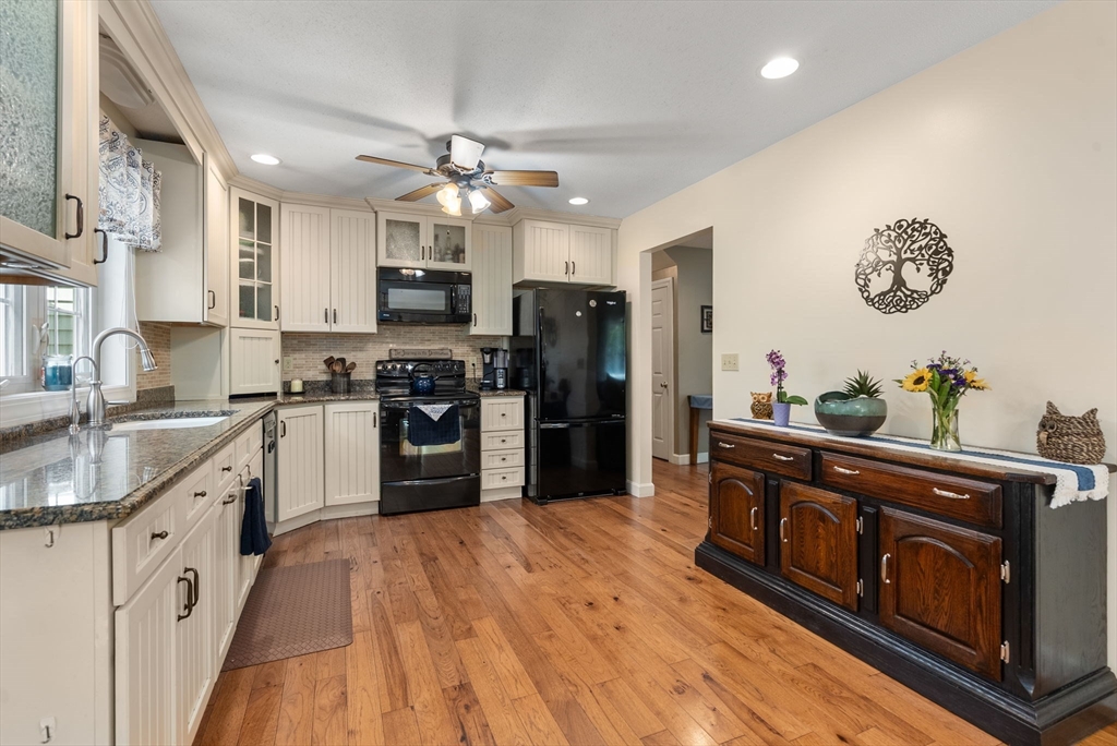 181 Moulton Hill Road Monson, MA 01057 - Photo 12 of 41