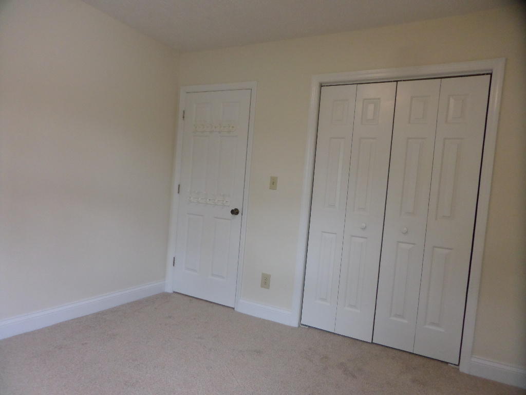 102 Meadowlark Lane Oak Ridge, TN 37830 - Photo 23 of 30 SAM_0200