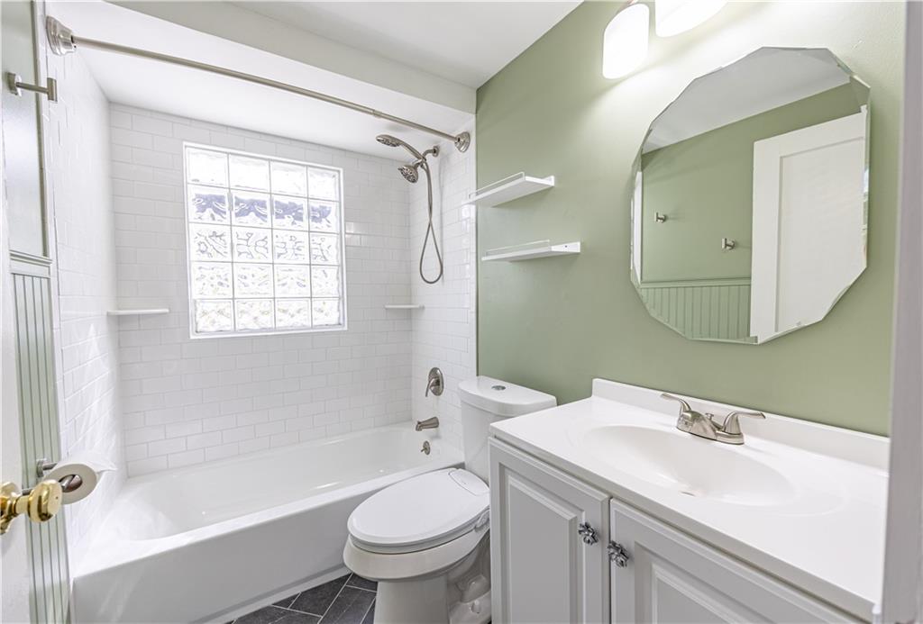 120 Williams Street Springdale, PA 15144 - Photo 14 of 28