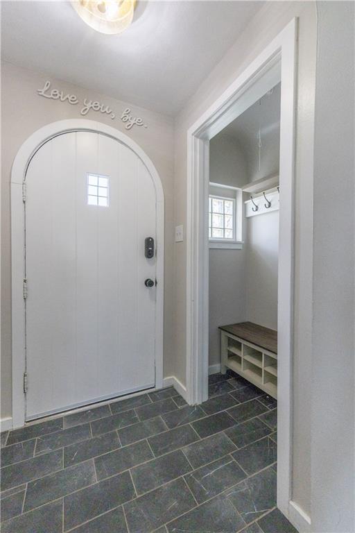 120 Williams Street Springdale, PA 15144 - Photo 3 of 28