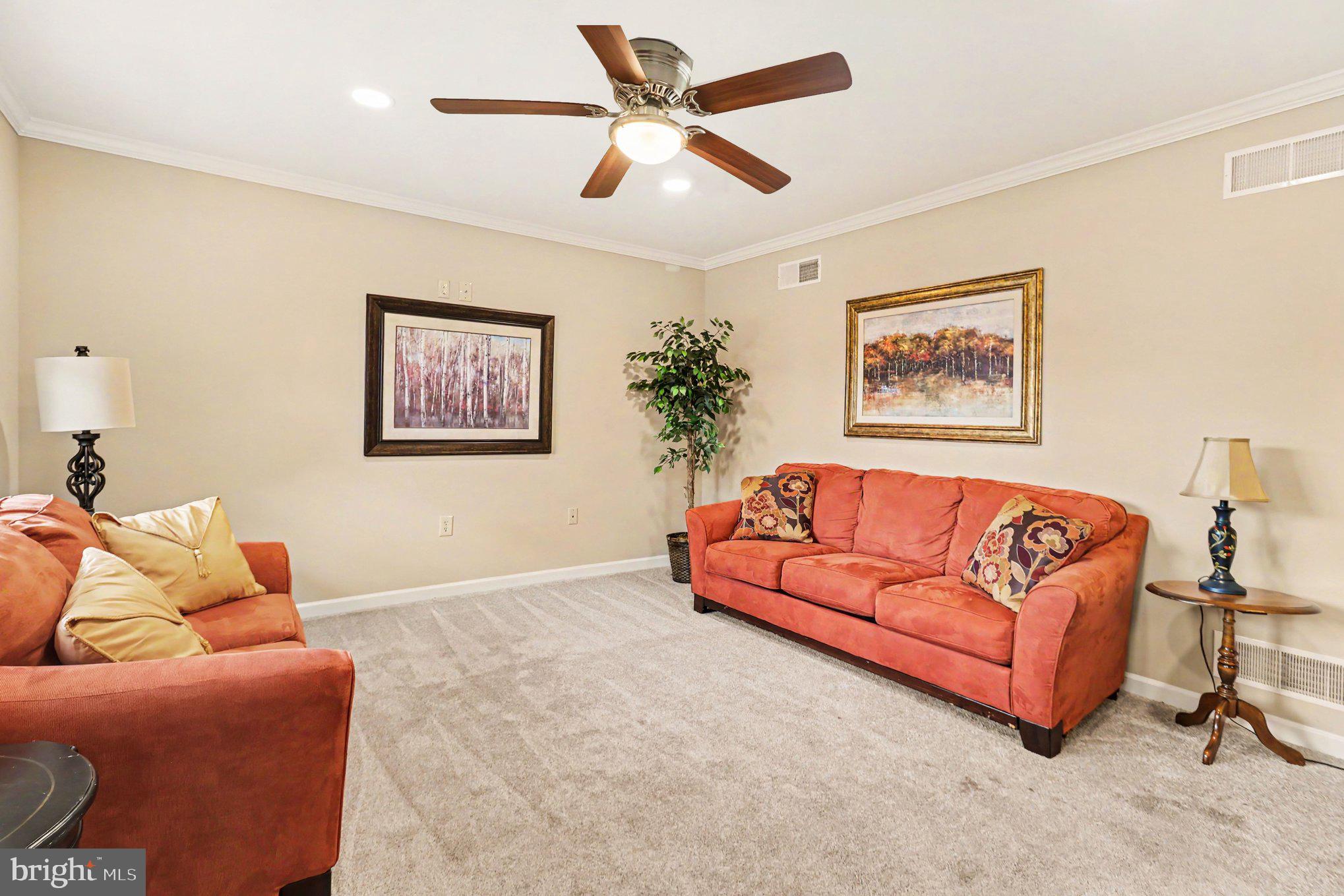53 Bards Way Pottstown, PA 19464 - Photo 3 of 35