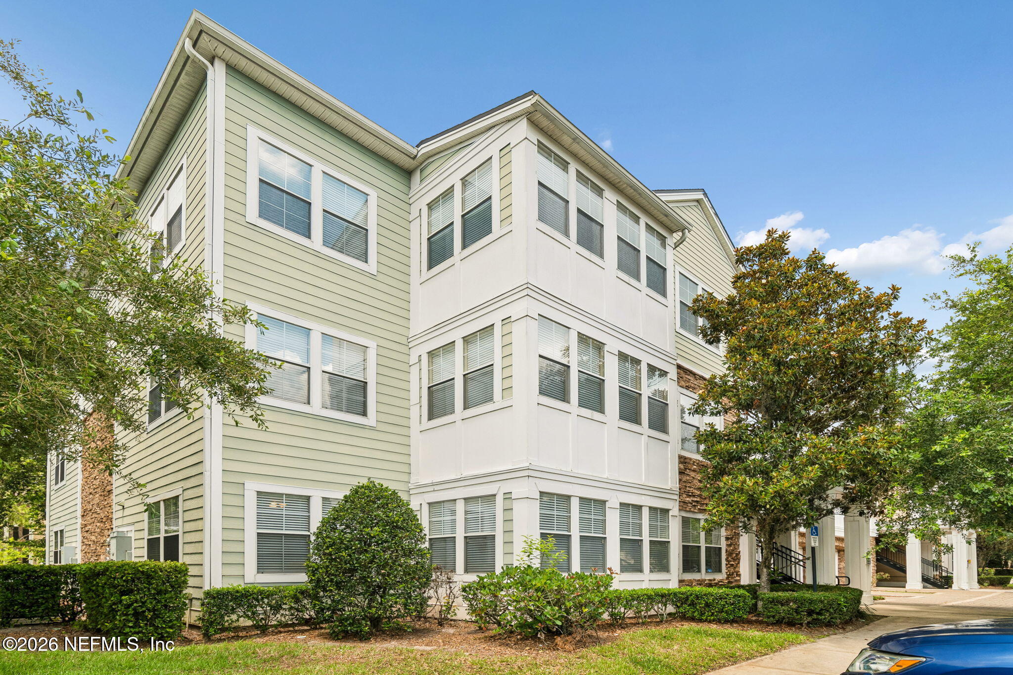 8550 Touchton Road, Unit 511 Jacksonville, FL 32216 - Photo 15 of 63 a front view of a building