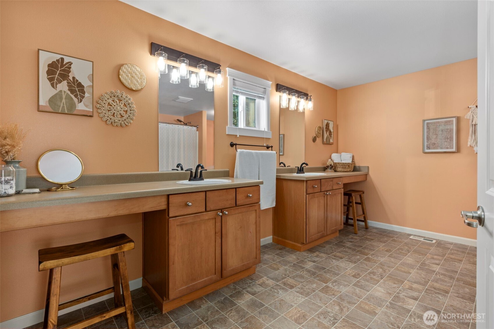 29761 213th Way Southeast Kent, WA 98042 - Photo 20 of 40