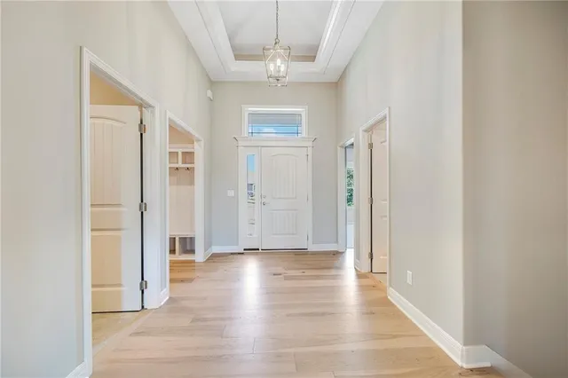 $585,100 | 7015 Northeast 103rd Court, Kansas City, MO 64156