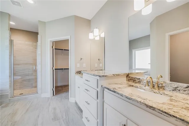 $585,100 | 7015 Northeast 103rd Court, Kansas City, MO 64156