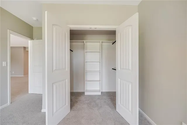 $585,100 | 7015 Northeast 103rd Court, Kansas City, MO 64156