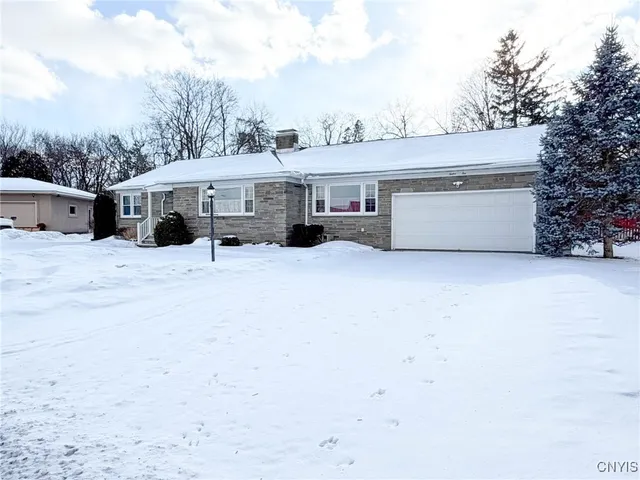 $259,000 | 1210 Garden Road, Utica, NY 13501