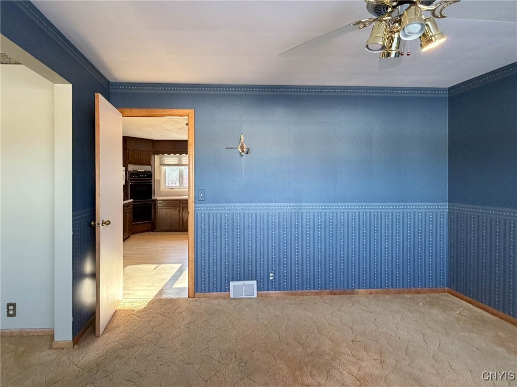 1210 Garden Road Utica, NY 13501 - Photo 11 of 44