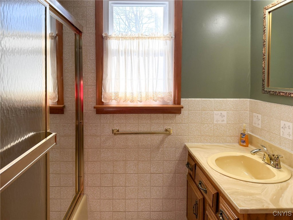 1210 Garden Road Utica, NY 13501 - Photo 16 of 44