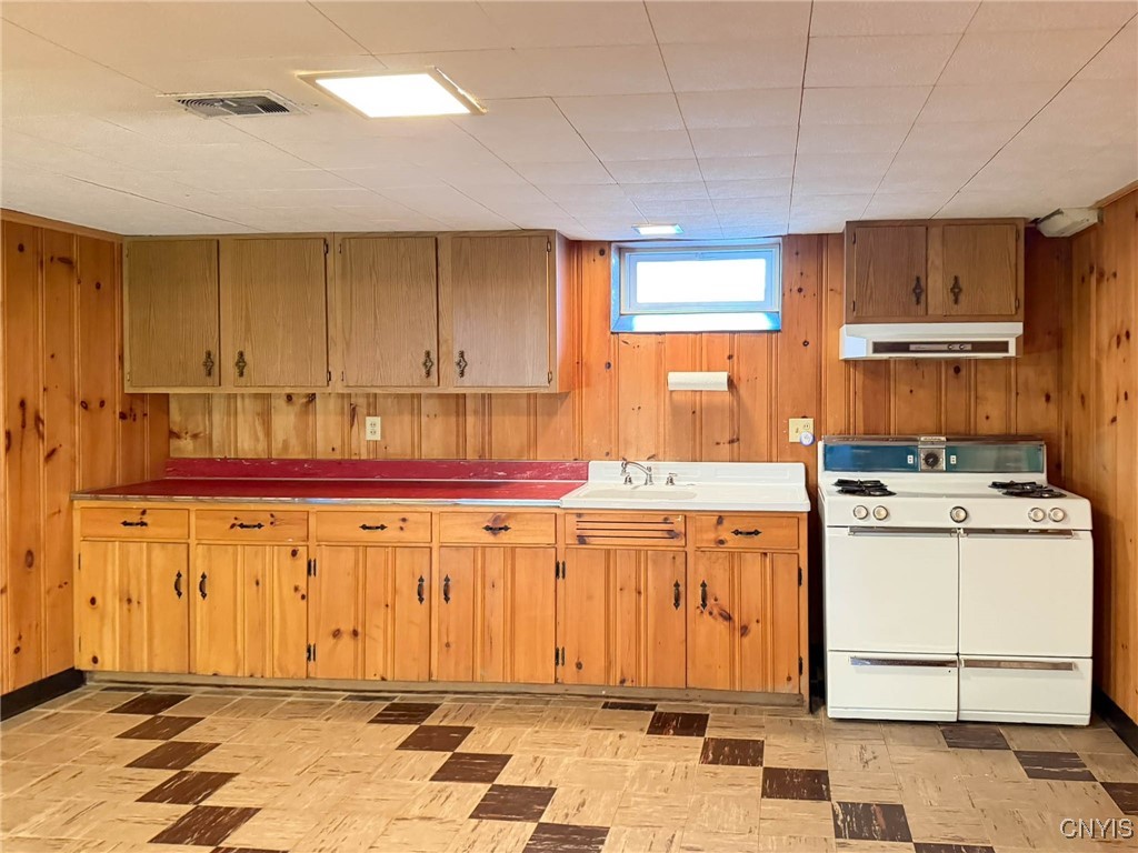 1210 Garden Road Utica, NY 13501 - Photo 30 of 44