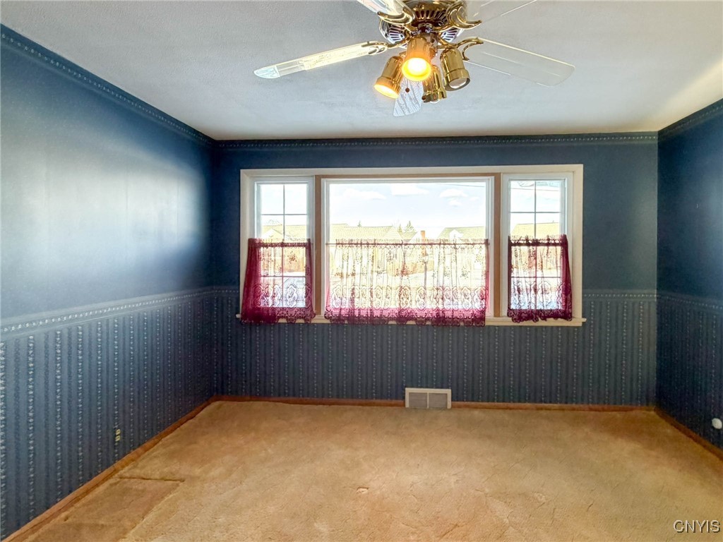 1210 Garden Road Utica, NY 13501 - Photo 10 of 44