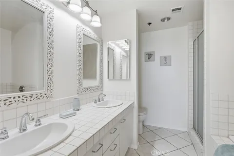 $729,000 | 525 East Seaside Way, Unit 1104, Long Beach, CA 90802