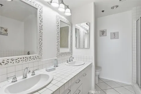 $729,000 | 525 East Seaside Way, Unit 1104, Long Beach, CA 90802