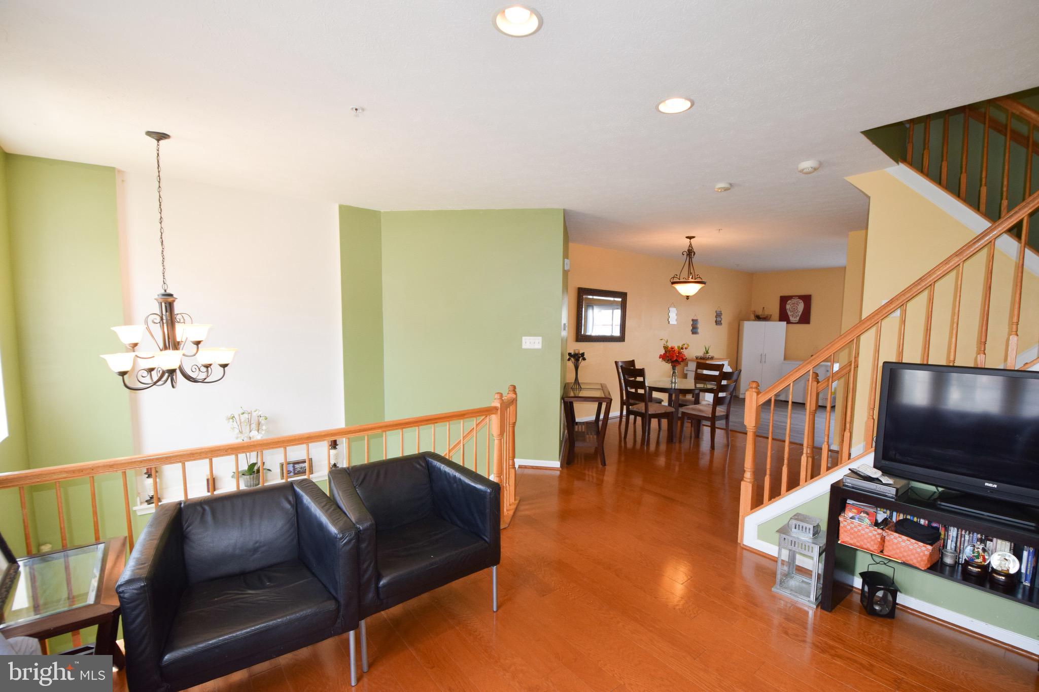 838 Lowe Road Baltimore, MD 21220 - Photo 6 of 42 Bright, open rooms