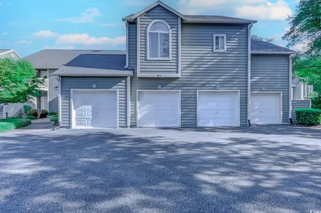 $469,900 | 104 High Circle, Unit 8H, Myrtle Beach, SC 29572
