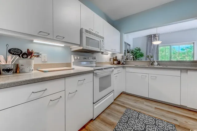 $469,900 | 104 High Circle, Unit 8H, Myrtle Beach, SC 29572