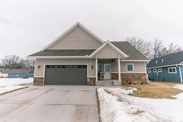 $472,500 | 715 Jenks Avenue Southwest, Cokato, MN 55321