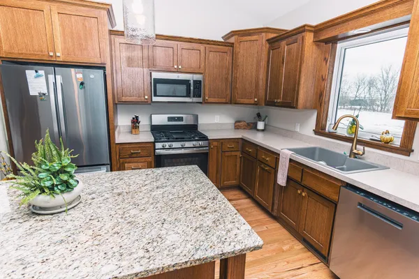 $472,500 | 715 Jenks Avenue Southwest, Cokato, MN 55321