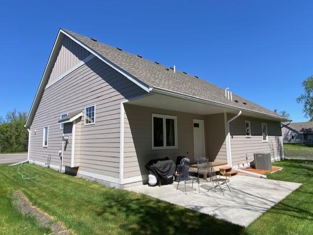 715 Jenks Avenue Southwest Cokato, MN 55321 - Photo 2 of 28