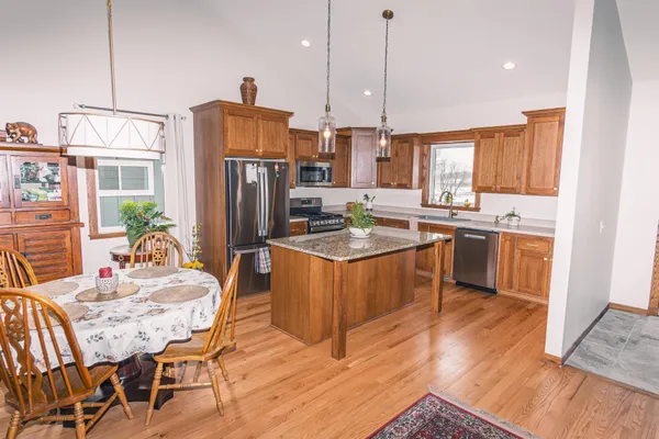 $472,500 | 715 Jenks Avenue Southwest, Cokato, MN 55321