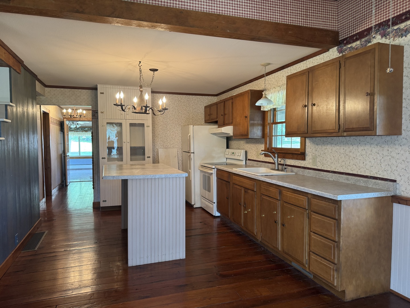 409 North Main Street Payson, IL 62360 - Photo 4 of 16