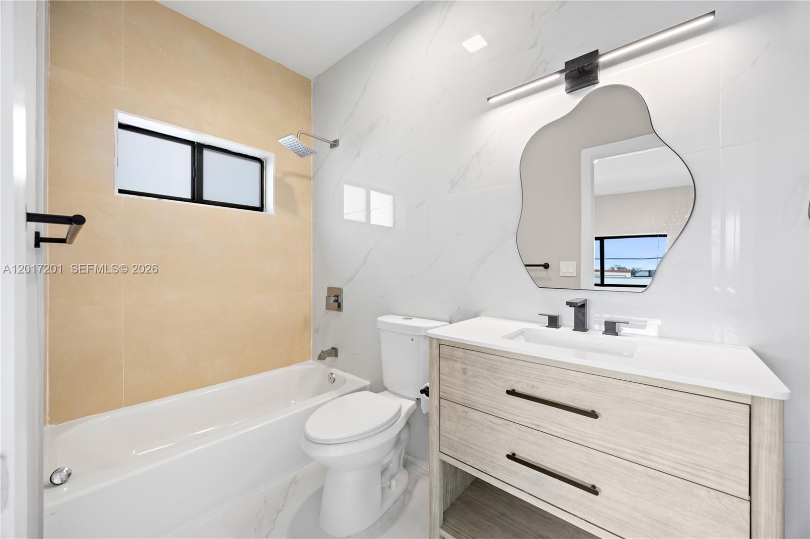630 Northeast 166th Street, Unit 3 Miami, FL 33162 - Photo 24 of 36