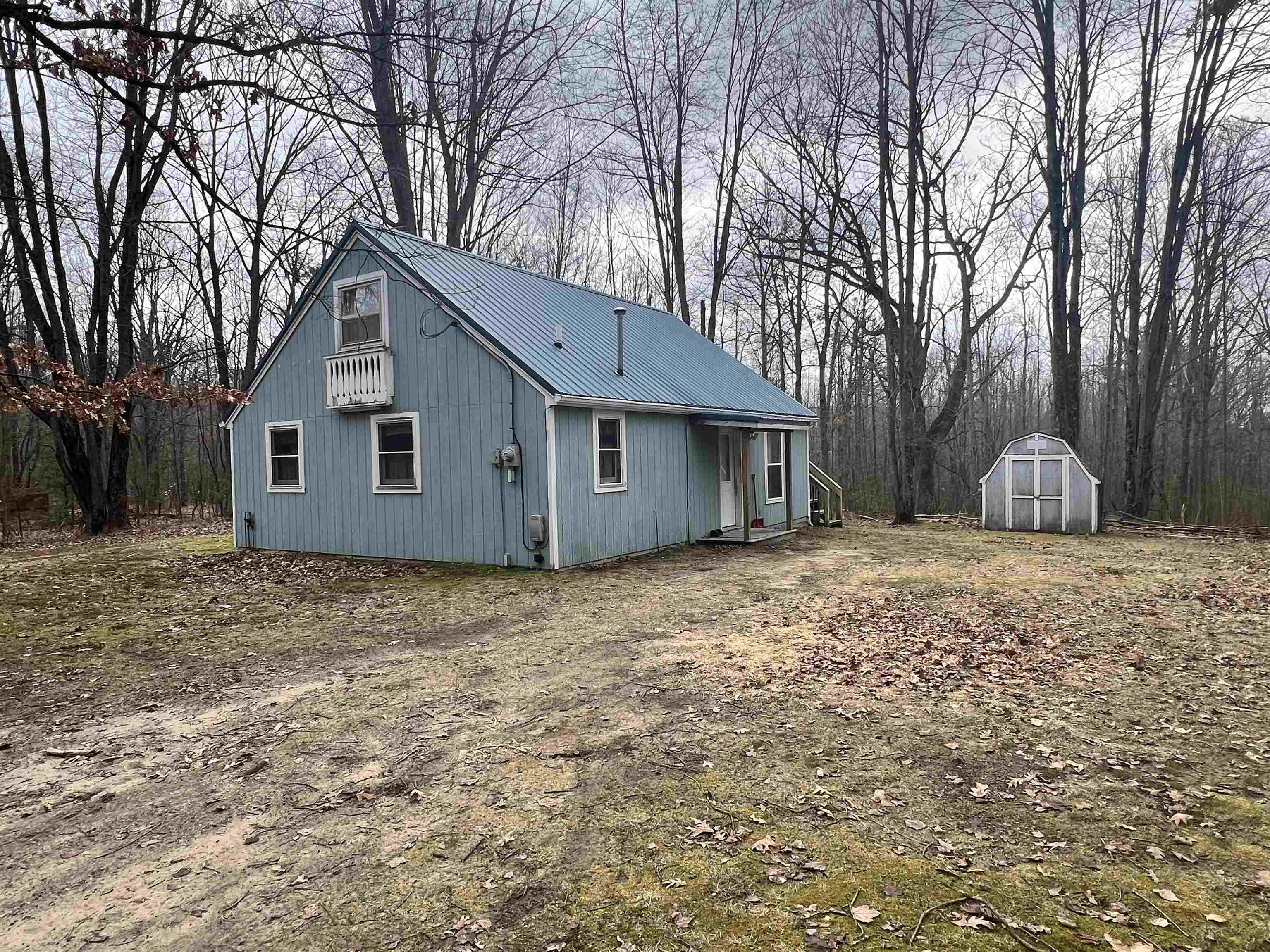 2411 West Clarence Road Harrison, MI 48625 - Photo 10 of 32 Gallery Image 10