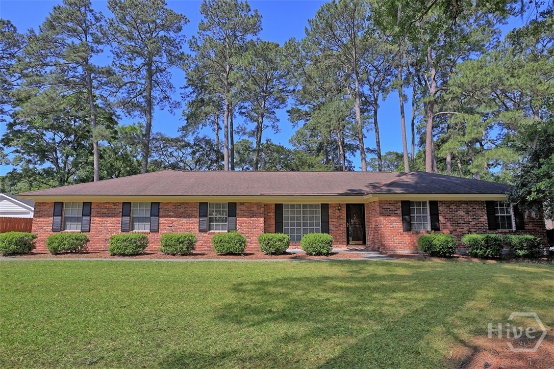 207 Debra Road Savannah, GA 31410 - Photo 1 of 38 Gallery Image 1