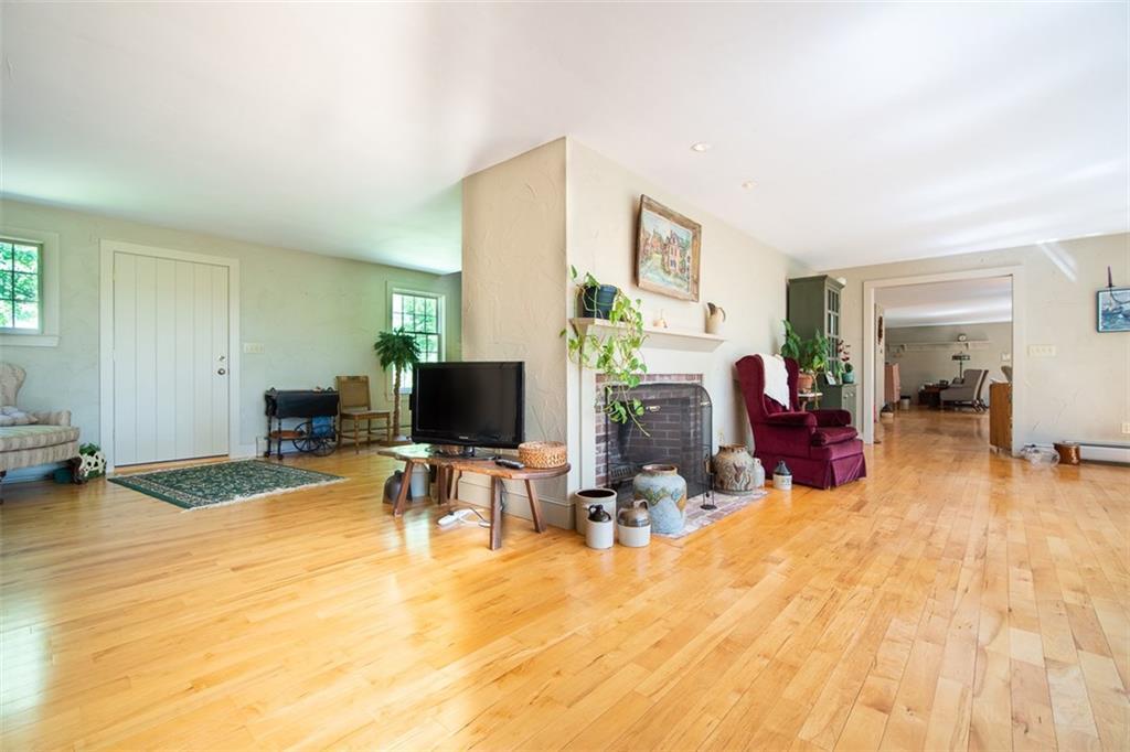 54 Winnocks Neck Road Scarborough, ME 04074 - Photo 15 of 35 Photo