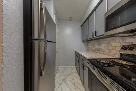 $415,000 | 501 West 26th Street, Unit 103, Austin, TX 78705