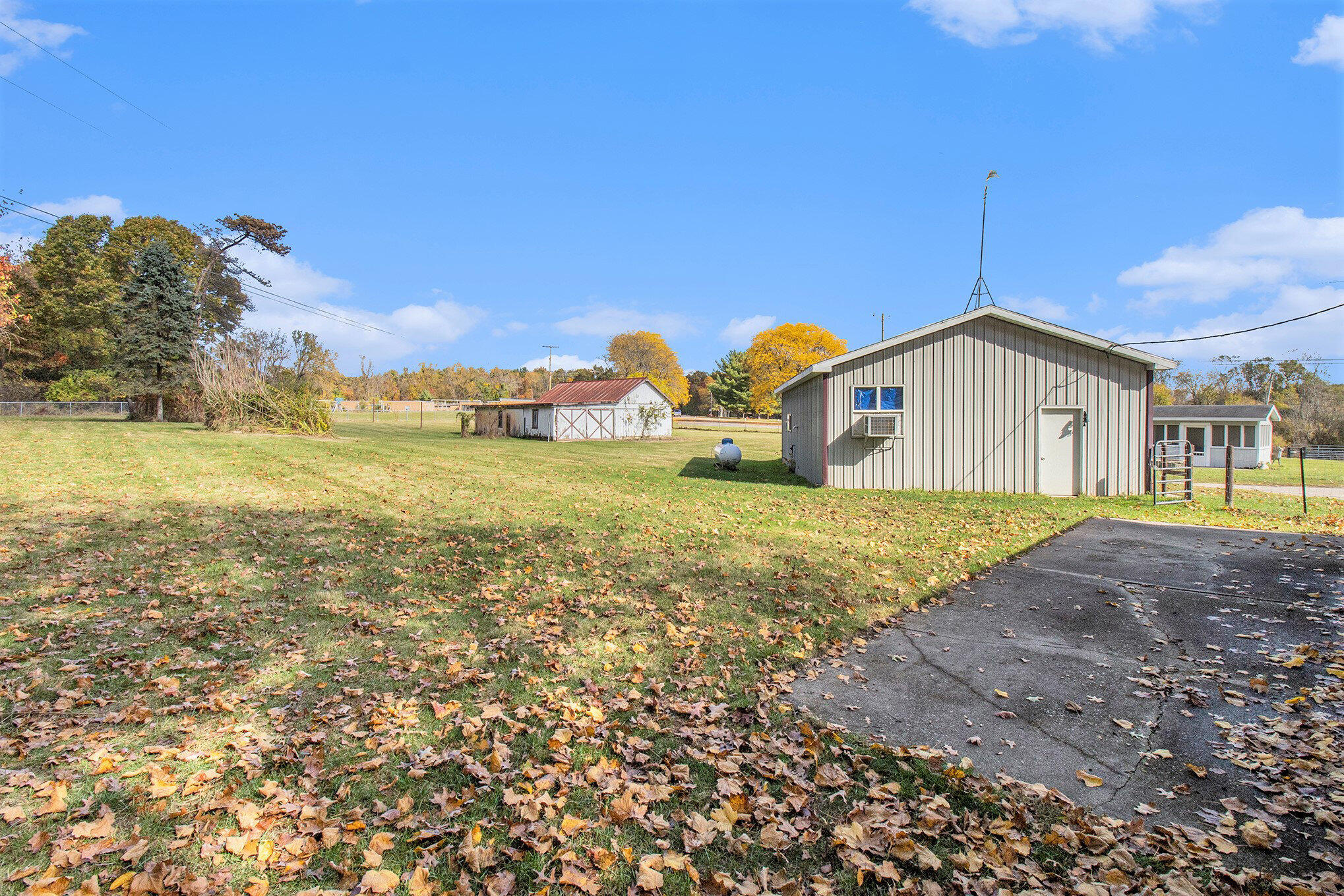 5312 Seymour Road Jackson, MI 49201 - Photo 22 of 32 022_img_8047_476