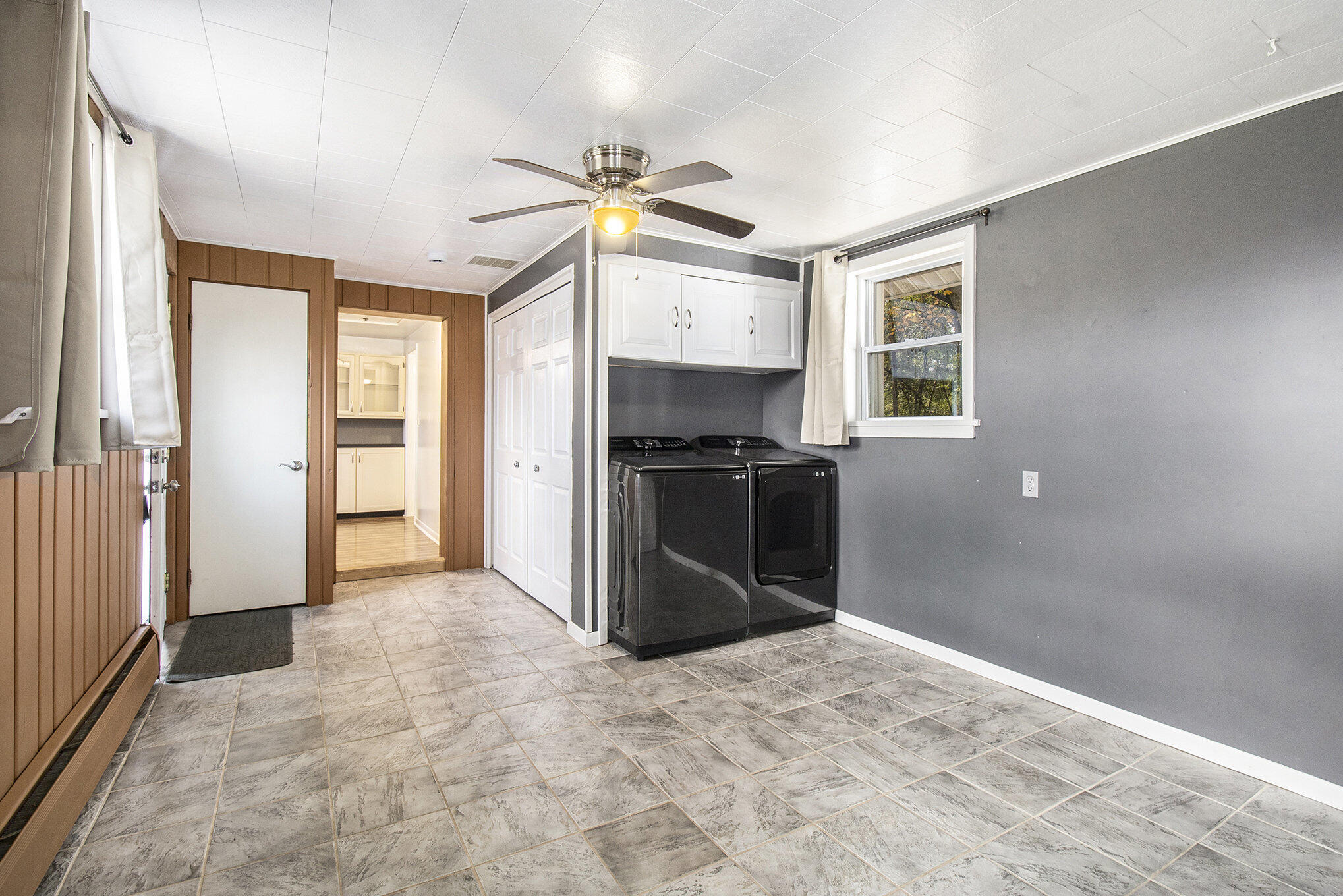 5312 Seymour Road Jackson, MI 49201 - Photo 4 of 32 004_img_8021_576