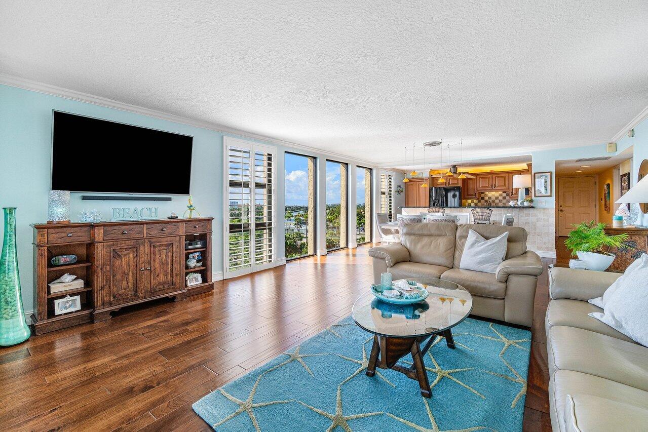 1631 Riverview Road, Unit 808 Deerfield Beach, FL 33441 - Photo 14 of 52 015-1631RiverviewRoad-808-DeerfieldBeach