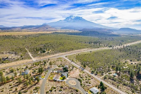 $369,000 | 5946 Prairie Dog Court, Weed, CA 96094