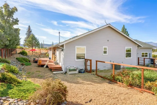 $369,000 | 5946 Prairie Dog Court, Weed, CA 96094