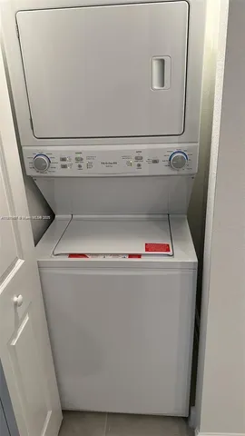 a close up view of washer and dryer