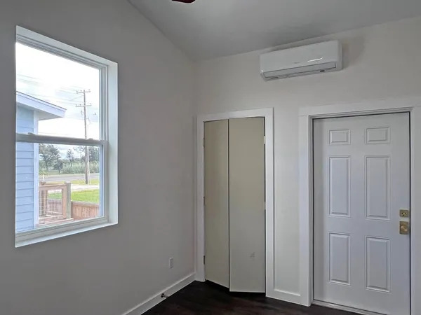 $1,650 | 110 Landry Circle, Rockport, TX 78382