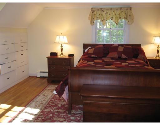261 Willis Road Sudbury, MA 01776 - Photo 8 of 15 Gallery Image 8