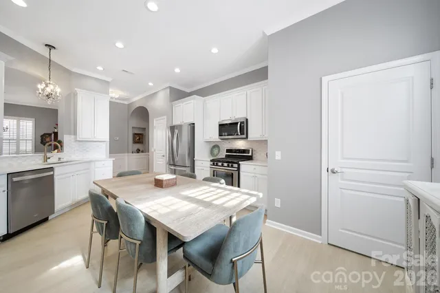 $560,000 | 4218 Sourwood Court, Fort Mill, SC 29707