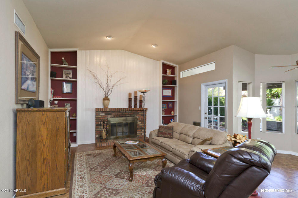 4734 East Redfield Road Phoenix, AZ 85032 - Photo 4 of 14 HRM6381web